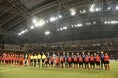 昨年６月に完成したばかりのシンガポール・ナショナルスタジアム。屋根を閉じて試合が行なわれた。写真：小倉直樹（サッカーダイジェスト写真部）