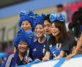 【W杯予選UAE－日本　PHOTO】勝利を信じる日本サポーター。写真：小倉　直樹（サッカーダイジェスト写真部）