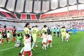 【ソウル 1-0 浦和】チームカラーが同じ赤のため、浦和はイエローグリーンのユニフォームで登場。写真:徳原隆元