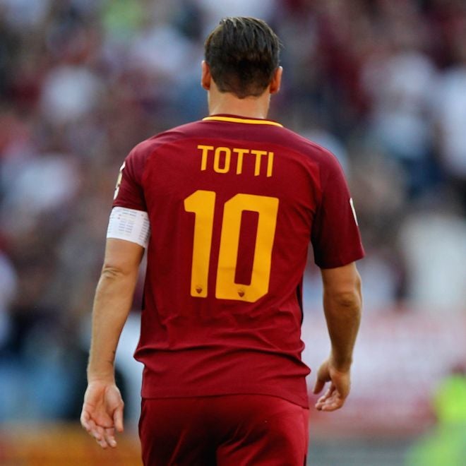 ローマが新背番号を発表 トッティの 10番 は サッカーダイジェストweb
