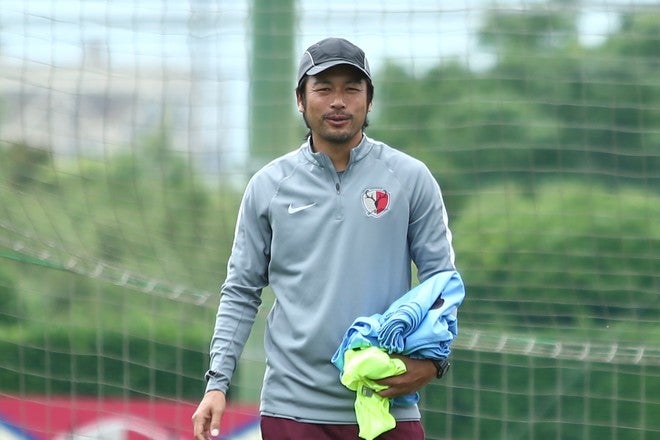 鹿島の柳沢敦コーチが辞任 規律違反を受け コーチの立場として許される行為では サッカーダイジェストweb
