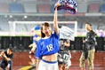 【横浜FマリノスPHOTO】ハーフタイムを盛り上げたMINMIと10-FEET withトリコロールマーメイズ写真：金子拓弥(サッカーダイジェスト写真部)