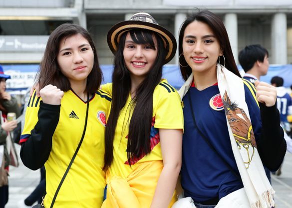 写真 日本対コロンビア戦を彩った 美女サポーター たち サッカーダイジェストweb