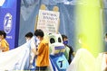 【J１第４節PHOTO】大分1－1神戸｜マスコットのニータンからは観戦に際してこんな注意が。写真：滝川敏之