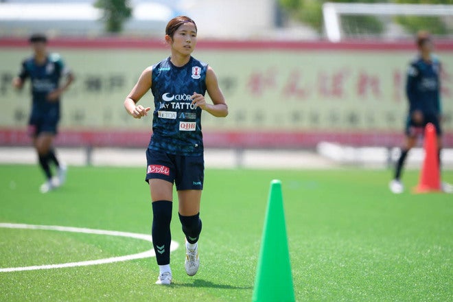 INAC神戸レオネッサ 八坂 芽依 背番号28 オーセンティックユニフォーム O INAC神戸レオネッサ 八坂 芽依 背番号28 オーセンティック