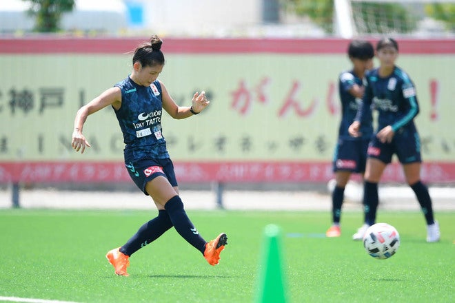 PHOTO】INAC神戸・川澄奈穂美｜期限付き移籍で復帰！笑顔で練習
