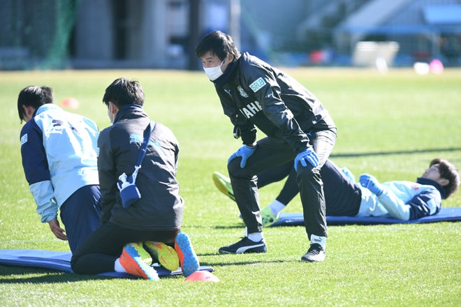 ジュビロ磐田photo ミスタージュビロの中山氏がコーチに就任 選手たちは練習初日から溌剌とした動きを披露 サッカーダイジェストweb