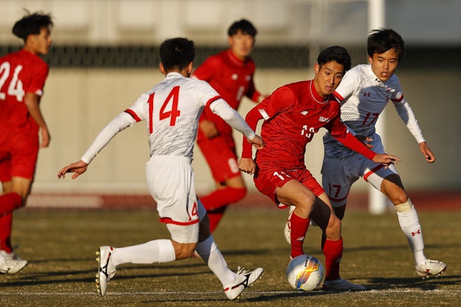 高校サッカー選手権１回戦photo 秋田商０ １東福岡 東福岡が初戦突破 楢﨑の先制点守り切り２回戦へ進出 サッカーダイジェストweb