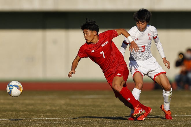 高校サッカー選手権１回戦photo 秋田商０ １東福岡 東福岡が初戦突破 楢﨑の先制点守り切り２回戦へ進出 サッカーダイジェストweb