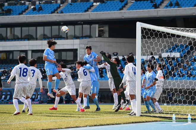 高校サッカー選手権１回戦photo 桐光学園１ ０西原 Mf豊田が渾身の一撃 桐光学園がウノゼロ勝利で２回戦進出 サッカーダイジェストweb