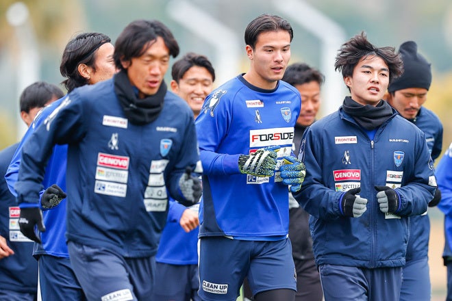 宮崎キャンプphoto １年でのj１復帰を目指す横浜fc 宮崎キャンプでトレーニングに励む模様を特集 サッカーダイジェストweb