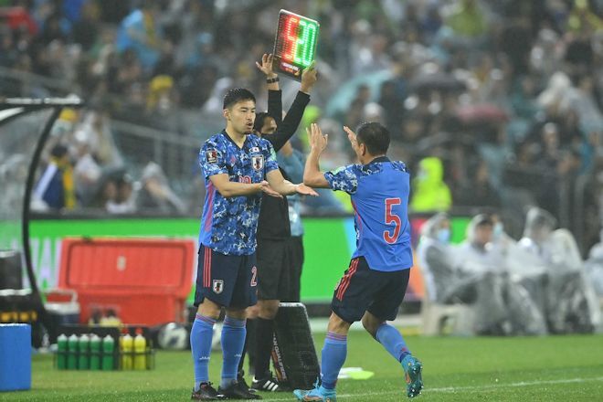 同じ土俵に立てていない気がする 中山雄太が語る長友佑都とのライバル関係 死の組 については スペインに借りを返したい オランダ発 サッカーダイジェストweb