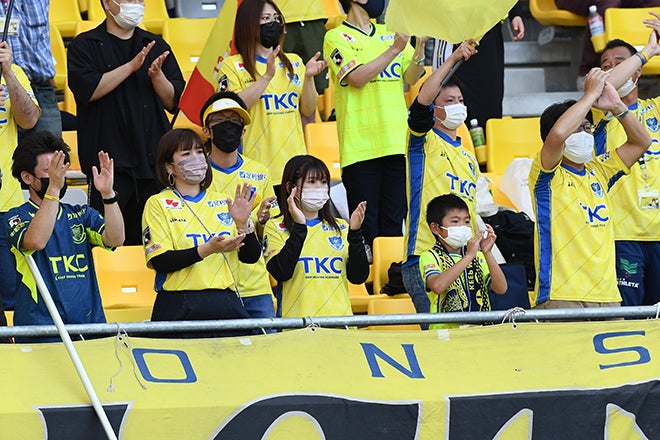 Photo カンセキスタジアムに駆けつけた栃木scサポーターたち サッカーダイジェストweb