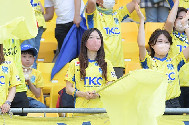 Photo カンセキスタジアムに駆けつけた栃木scサポーターたち サッカーダイジェストweb