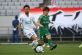 【J２第21節PHOTO】東京V 2－2 岩手｜小松駿太（左）と梶川諒太（右）。写真：滝川敏之