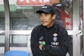 【PHOTO】J１第18節 福岡０－3 神戸｜神戸の吉田孝行監督｜写真：滝川敏之