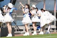 【PHOTO】試合前にミニライブを行った、女性アイドルユニット「アイオケ」｜写真：鈴木颯太朗
