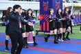 【Ｊ１第13節PHOTO】FC東京３－３柏｜先日結成された「DAZNガールズ」が花束贈呈に登場！無事に初仕事を終えた。｜写真：鈴木颯太朗