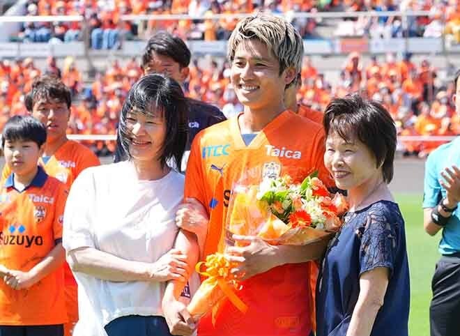 清水エスパルス PHOTO】自身のJ100試合出場セレモニー直後の前半
