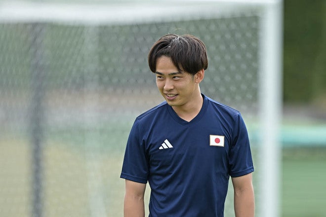 PHOTO】キレのあるドリブルで猛アピール！U-23日本代表・斉藤光毅を特集！ | サッカーダイジェストWeb