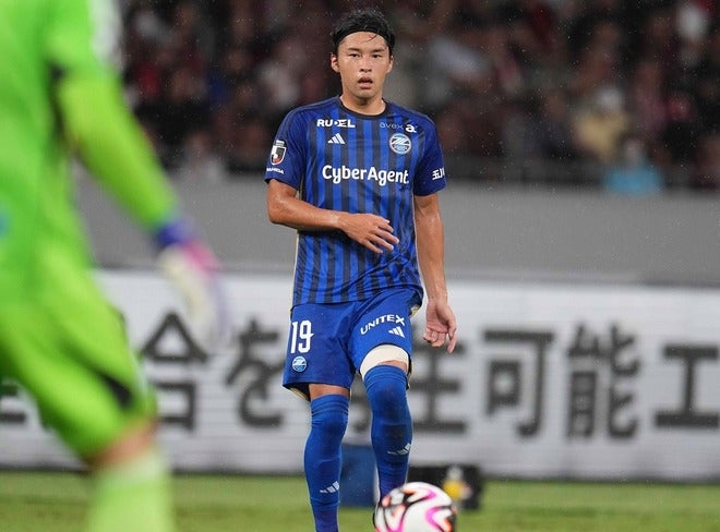 J1首位・町田に痛手日本代表DF中山雄太が右膝内側側副靱帯 J1首位・町田に痛手日本代表DF中山雄太が右膝内側側副靱帯