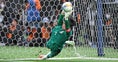 【画像】藤原優希（GK）／前橋育英｜写真：金子拓弥（サッカーダイジェスト写真部）