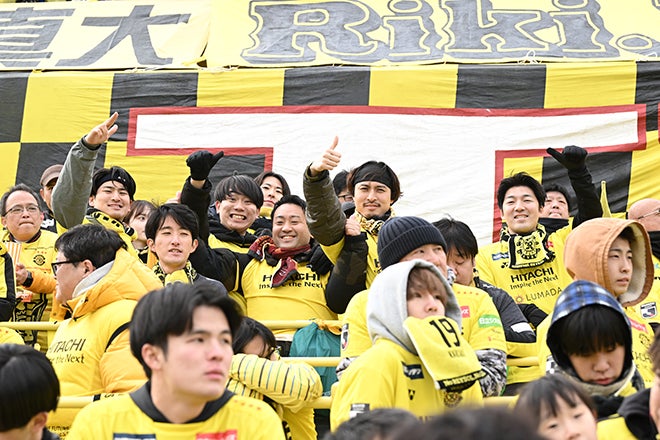 画像】柏レイソルサポーターが日立台に集結！柏の街を黄色に