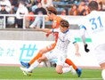 【画像】吉田真那斗（大分トリニータ）｜写真：田中研治（サッカーダイジェスト写真部）