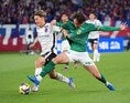 【画像】佐藤恵允（FC東京）｜写真：田中研治（サッカーダイジェスト写真部）