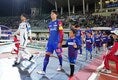 【画像】選手入場｜写真：田中研治（サッカーダイジェスト写真部）