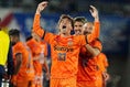 【厳選ショット】82分、ドリブルからのミドルシュートで決勝ゴールをあげた乾貴士｜写真：SOCCER DIGEST