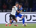 【画像】小田裕太郎（左）、昌子源｜写真：田中研治（サッカーダイジェスト写真部）