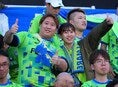 【画像】湘南ベルマーレサポーター｜写真：田中研治（サッカーダイジェスト写真部）
