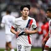 アーセナルが日韓のアタッカーの...