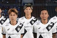 【画像】スターティングイレブンに名を連ねた小松蓮(後列)｜写真：鈴木颯太朗