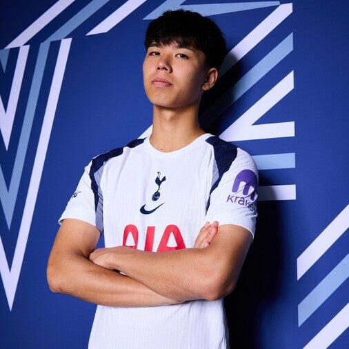 ついに！イングランド名門移籍の21歳日本代表が全体練習に合流へ！