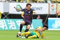 【PHOTO】高嶺朋樹（札幌）と石川大地（千葉）｜写真：梅月智史（サッカーダイジェスト写真部）
