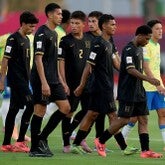 「屈辱を与えられた」「悲痛な初戦」