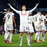 田中碧が驚愕のプレミア初ゴール！