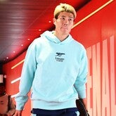 名門アヤックスに電撃加入と蘭報道！