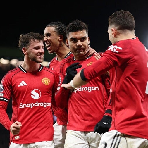 監督解任の名門、元指揮官が電撃復帰濃厚でネット騒然！