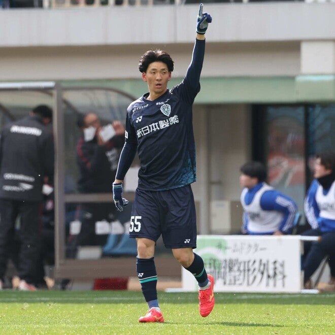 最近の大学生すごい」「スーパーゴラッソ」福岡の21歳がJデビュー戦で