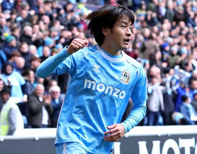 ランパード監督と喜び合う姿が最高に熱い」「本当に誇らしい！」29歳