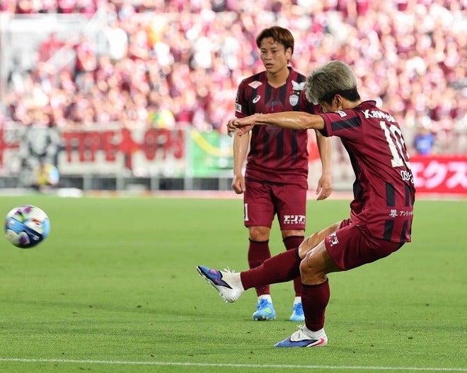 鹿島アントラーズ　大迫勇也 鹿島相手にぶち込んだ！ 大迫勇也の絶品FK弾に脚光「なんて美しい