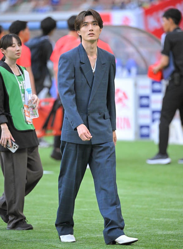 画像】サッカー愛あふれるリポート！日本代表戦に登場した「M!LK」山中