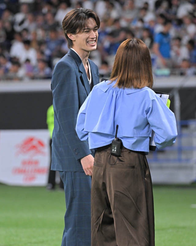 画像】サッカー愛あふれるリポート！日本代表戦に登場した「M!LK」山中
