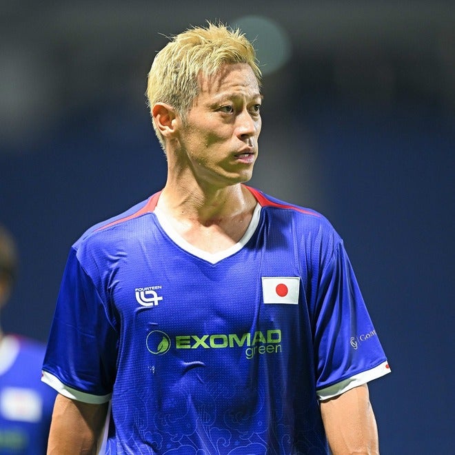 日本代表 本田圭佑 2010 W杯 アウェイ オランダ戦 18 本田圭佑」がトレンド入り。オランダ戦の名解説が話題「上田さん、打
