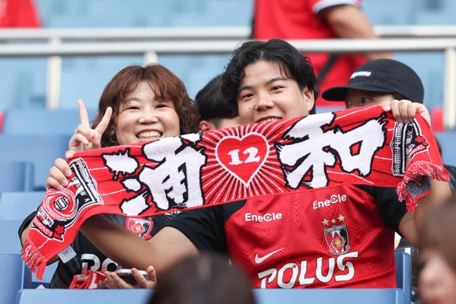 画像】We are REDS ! 誇りを胸に応援し続けた浦和レッズサポーター