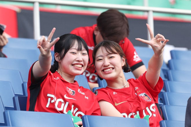 画像】We are REDS ! 誇りを胸に応援し続けた浦和レッズサポーター
